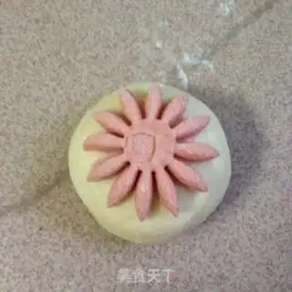 Make A flower mushroom bun step 16