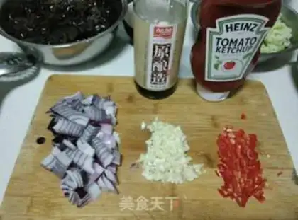 Make Spicy pan shrimp step 3
