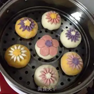 Make A flower mushroom bun step 19