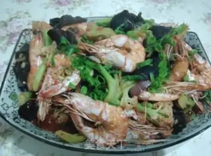 Make Spicy pan shrimp step 6