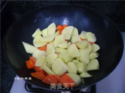 Make Curry-cracked potatoes and oxen step 8