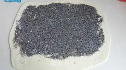 Make Black sesame rolls step 4