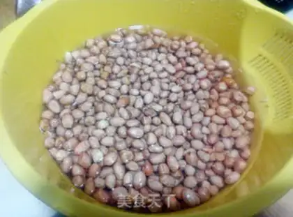 Make Spicy peanuts step 2