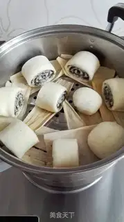 Make Black sesame rolls step 8