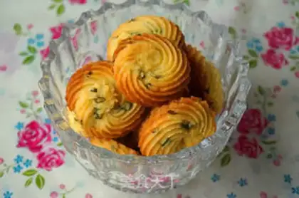 Make Onion cookies step 8