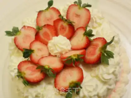 Make Strawberry cake step 11