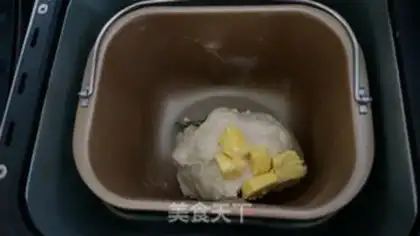 Make Refrigerated liquid seeded net bread step 5