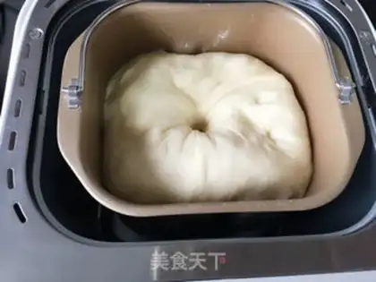 Make Onion braid bread step 1