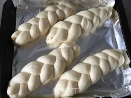 Make Onion braid bread step 6