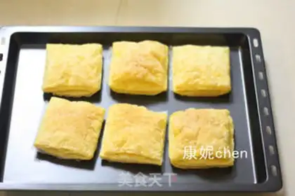 Make The white fruit date cake step 3