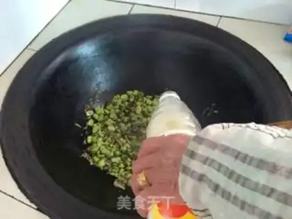 Make Pickles and beans step 7