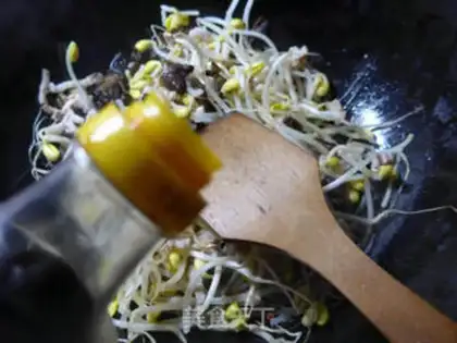 Make Black-mucked soybeans step 3