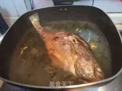 Make Snow pickles, yellow fish soup step 6