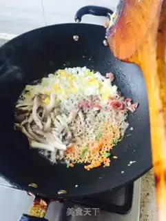 Make Egg fried rice step 1
