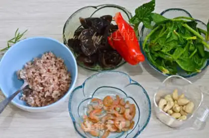 Make Red rice salad step 2