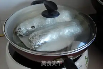 Make Tin paper chicken leg step 7