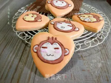 Make Monkey frosting cookies step 23
