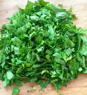 Make Celery leaves step 0