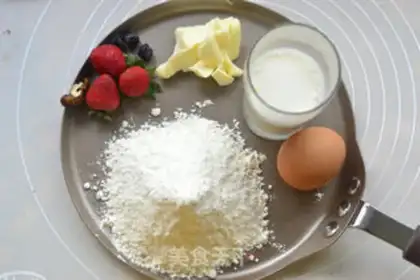 Make Strawberry croissants step 0