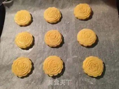 Make Coconut peaches step 9