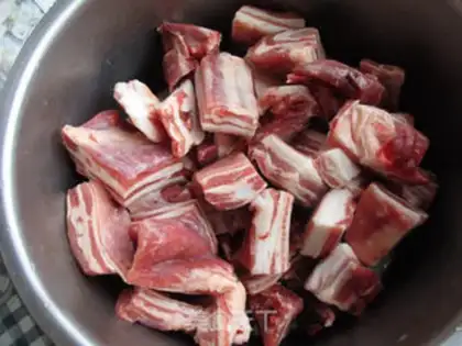 Make Honeyed lamb chops step 0