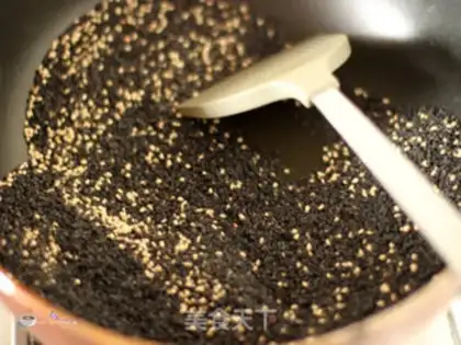 Make Sesame peanut sugar step 2