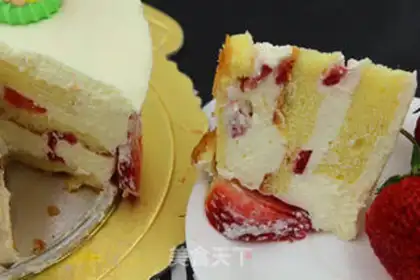 Make Yogurt strawberry mousse step 12