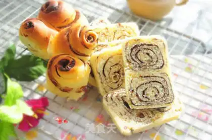Make Chocolate rose rolls step 9