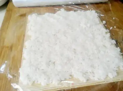 Make Flip beef sushi step 6