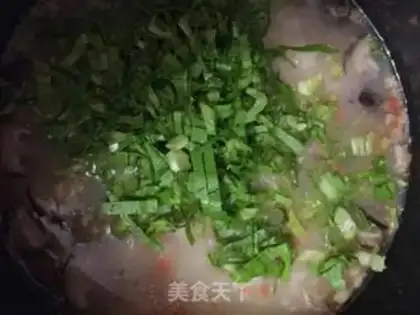 Make Vegetable thin meat congee step 8