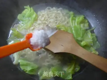Make The salt, saline and cabbage step 4