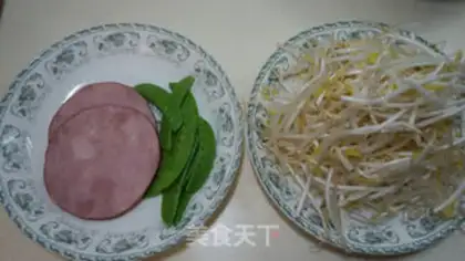 Make Ham and silver sprouts step 0