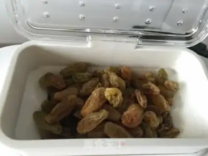 Make raisin toast step 3