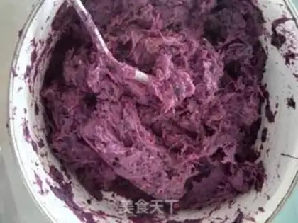 Make Purple potato blueberry sesame sack step 6
