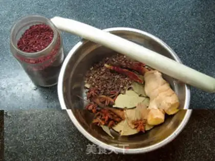 Make Pancake elbow eggs step 3