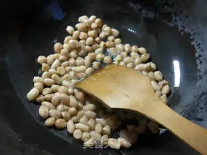 Make Scrambled peanut rice step 2