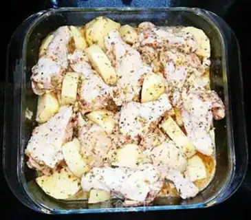 Make Greek lemon potato chicken step 3