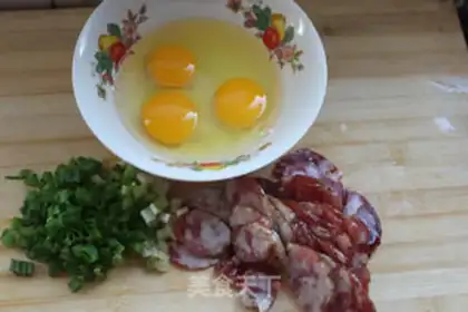 Make Egg fried sausage step 0