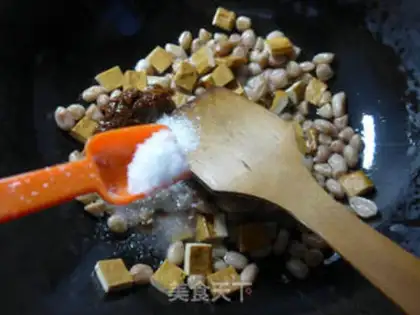 Make Scrambled peanut rice step 7