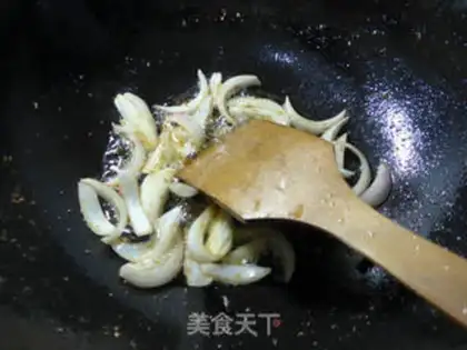 Make Dry pan shrimp step 3