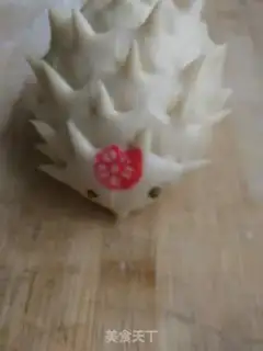 Make ♪ ♪ The groovy little hedgehogs ♪ step 6