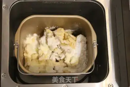 Make Three-colour toast from Hokkaido step 2