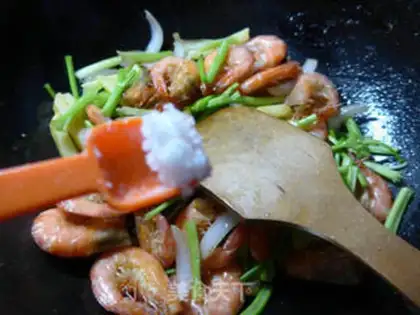 Make Dry pan shrimp step 6