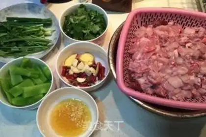 Make Spicy hotpot rabbit step 0