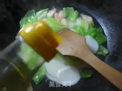 Make The crayfish cuisine step 5