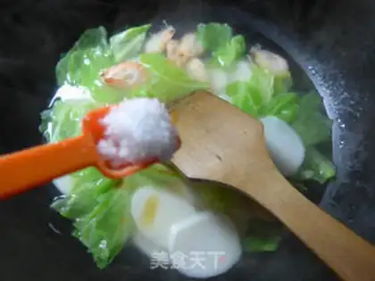 Make The crayfish cuisine step 6