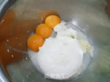 Make Cheese cupcakes step 1