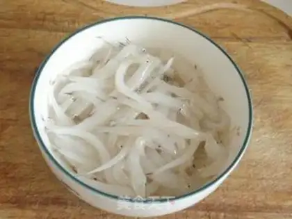 Make Silver fish fried eggs step 0