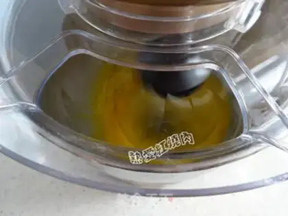 Make A beehive coal cake step 4
