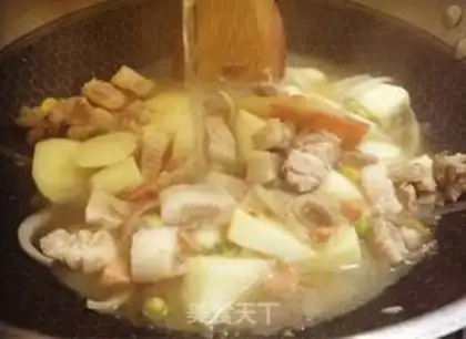 Make Potato curry step 3